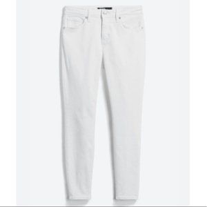 Just Black Denim - Skinny Jean In White